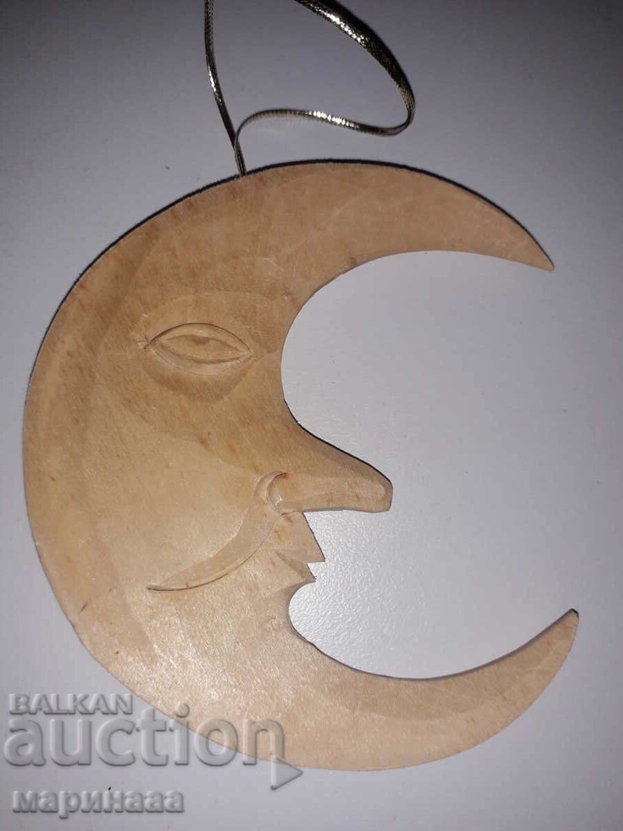 CHRISTMAS DECORATION. WOOD CARVING