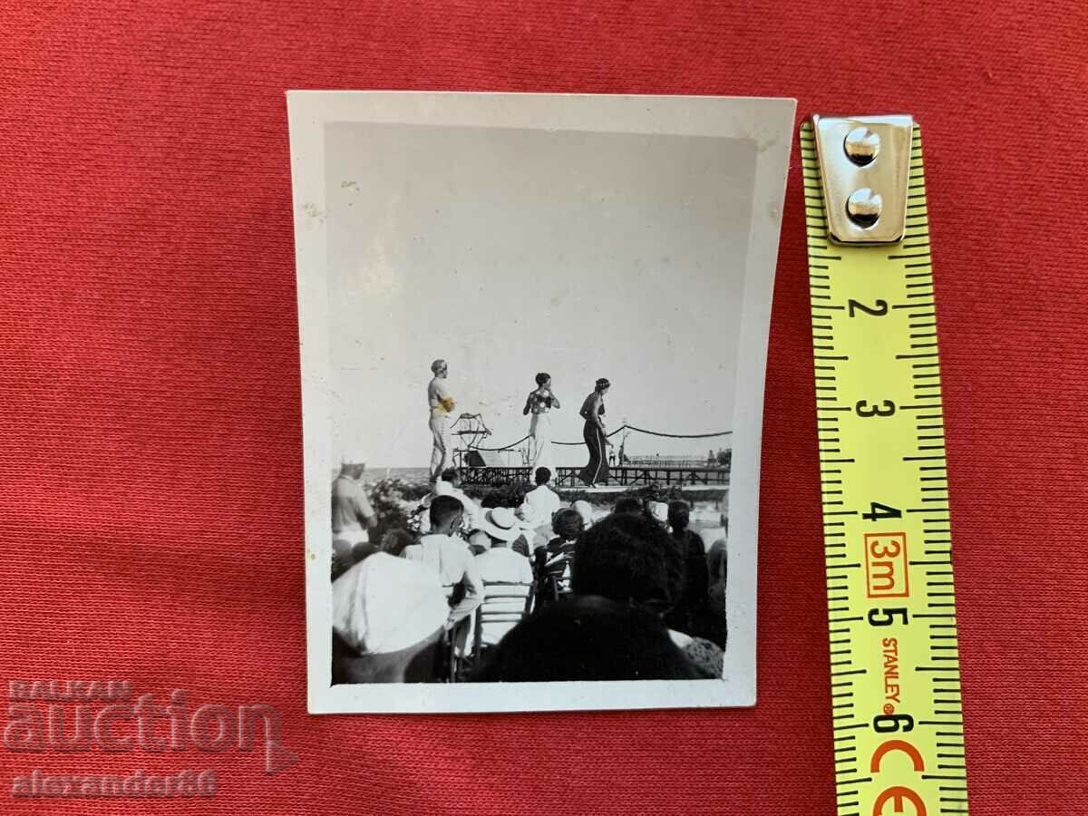 Auction Varna beauty contest 1933 old photo Auction Varna beauty contest 1933 old photo