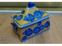 Box porcelain for collectors