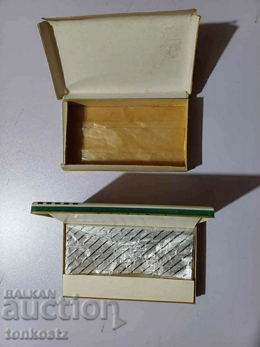 2. no. packs of cigarettes empty with price 15.00 BGN | € 7.67 2. no. packs of cigarettes empty with price 15.00 BGN | € 7.67