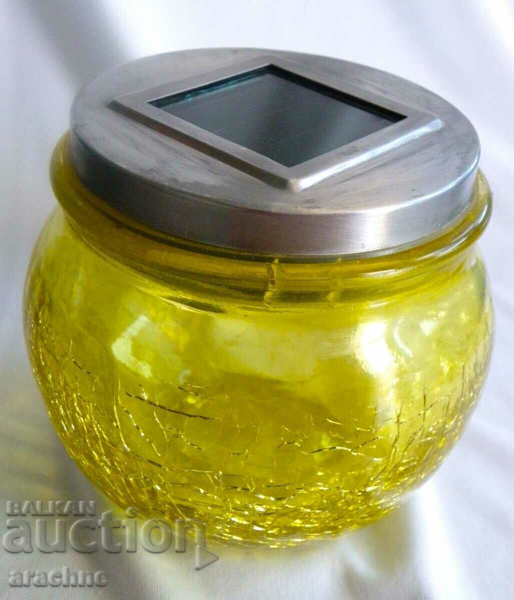 Borcan britanic rar, cu lumină, din sticlă "crăpată", cu senzor Borcan britanic rar, cu lumină, din sticlă "crăpată", cu senzor