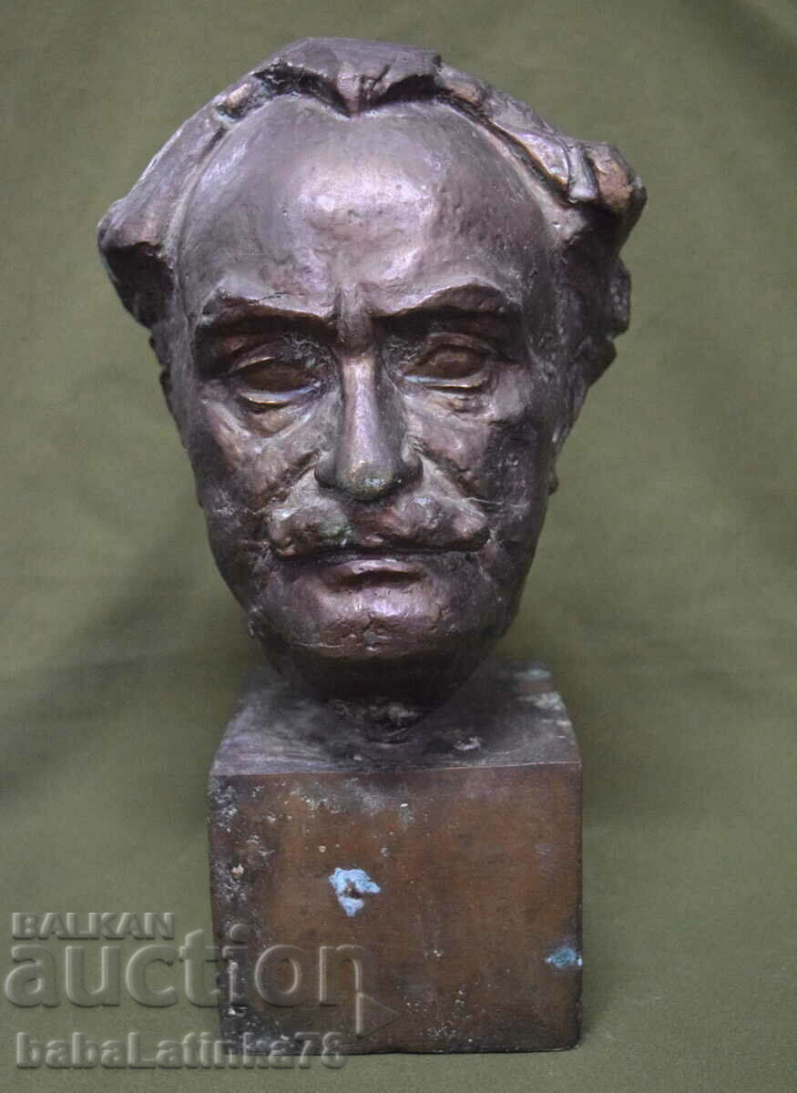 Large bronze bust of Georgi Dimitrov