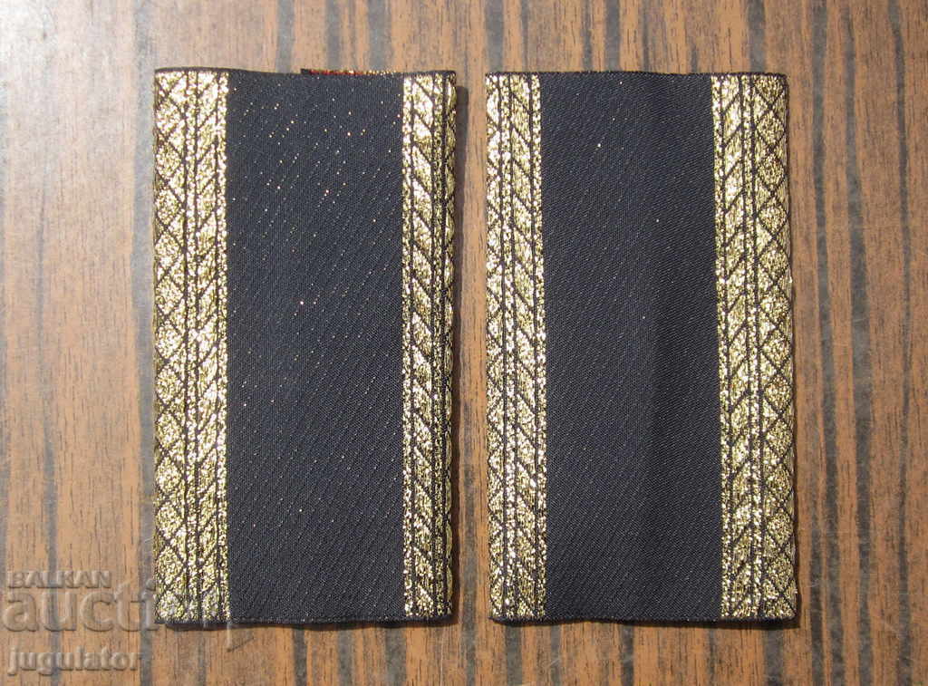 Auction  lot Bulgarian firemen's epaulettes and fireman's patch