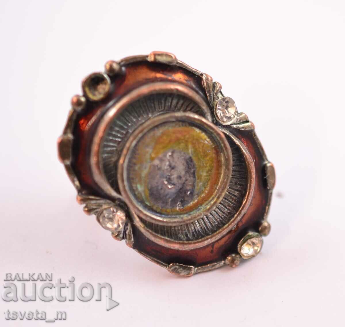 Women's resizing ring