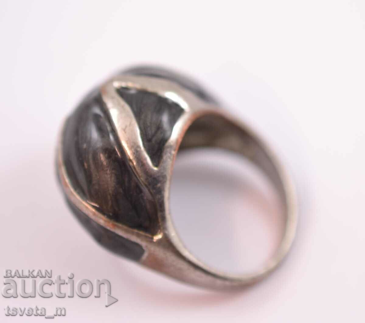 Delivery of Ladies ring Delivery of Ladies ring