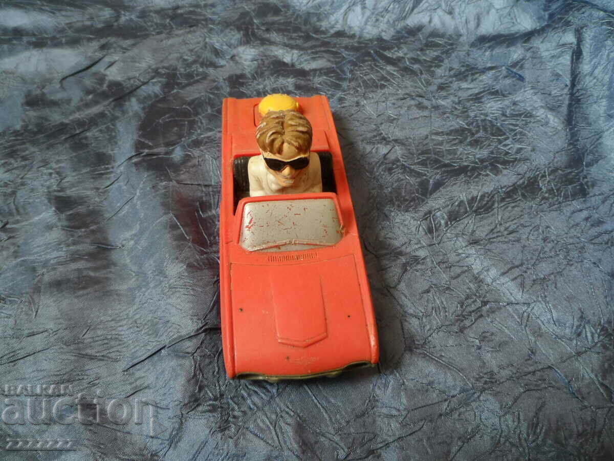 ένα παλιό καρότσι ένα παλιό καρότσι