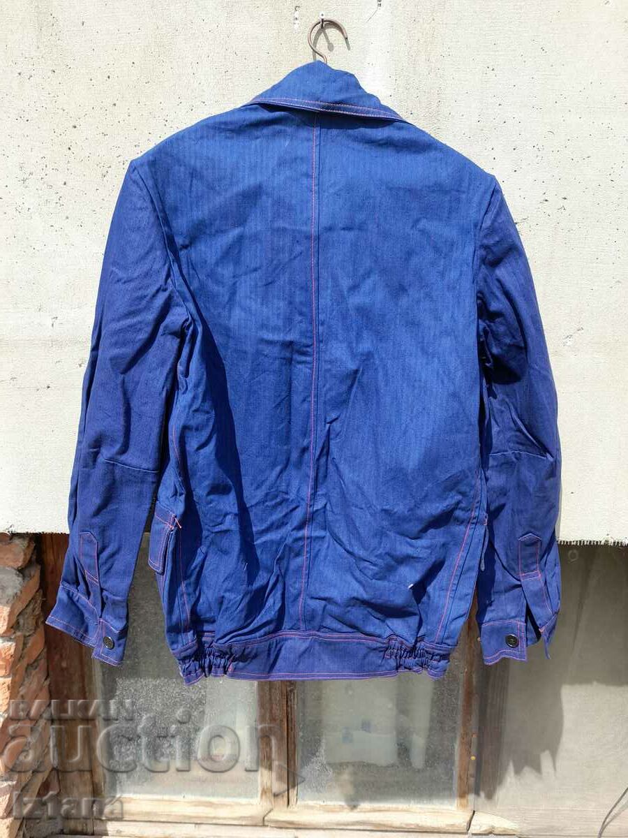 Livrarea Jachetă veche de lucru