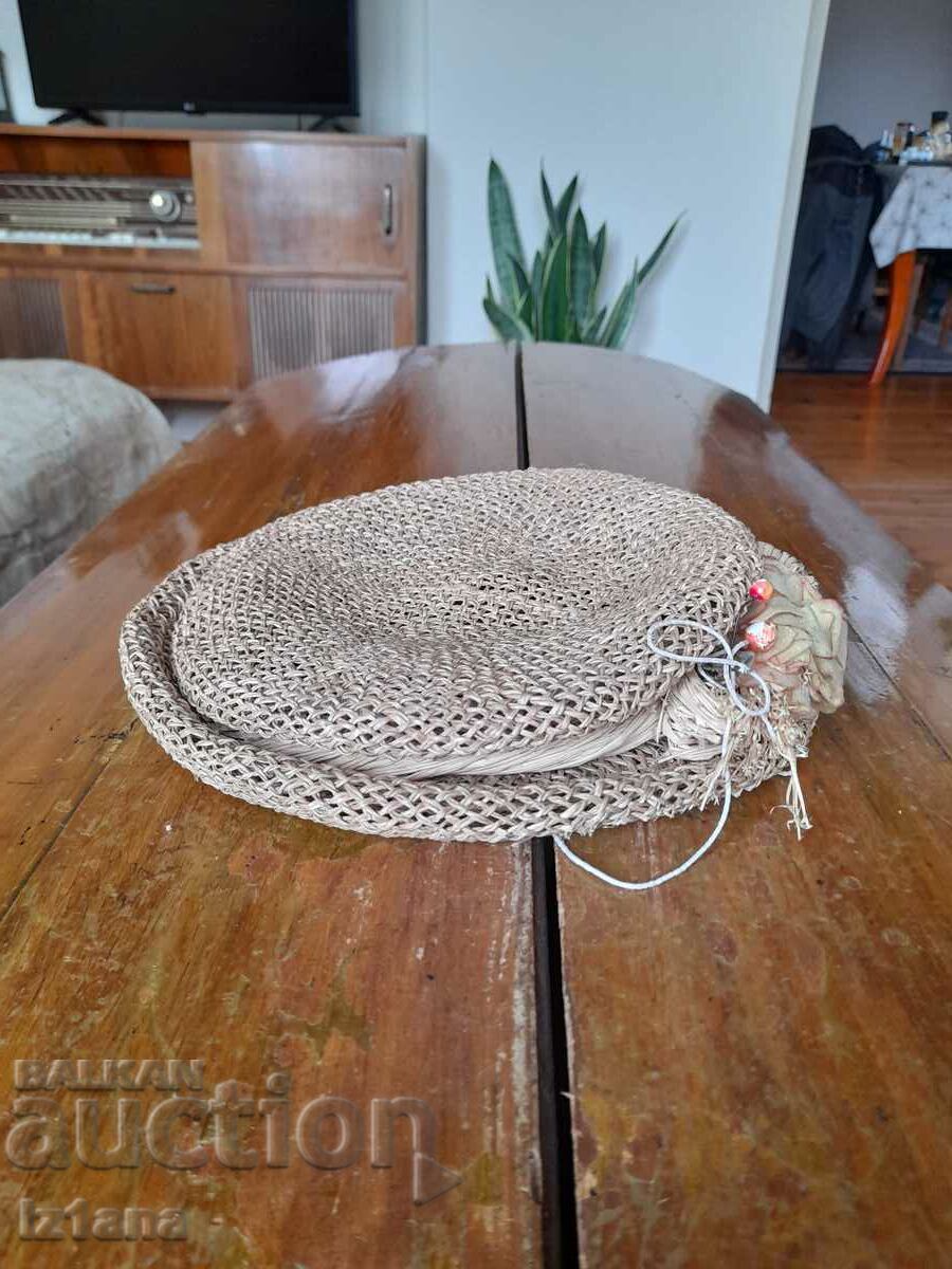 Old ladies hat