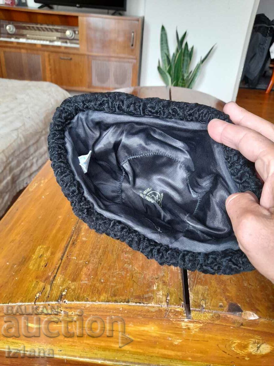 Old ladies hat - 5 Old ladies hat - 5