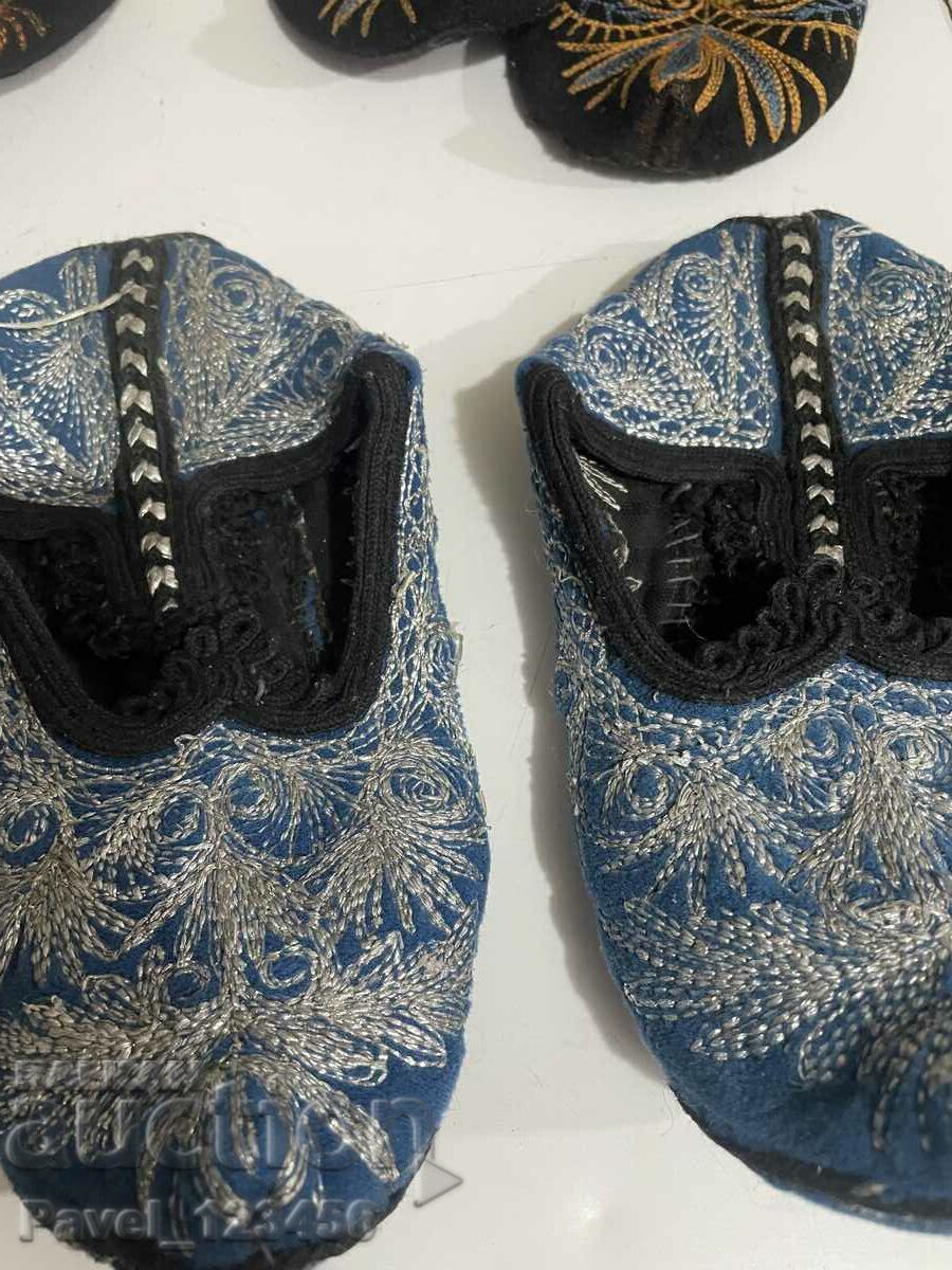 Delivery of 4 rhodope tiles