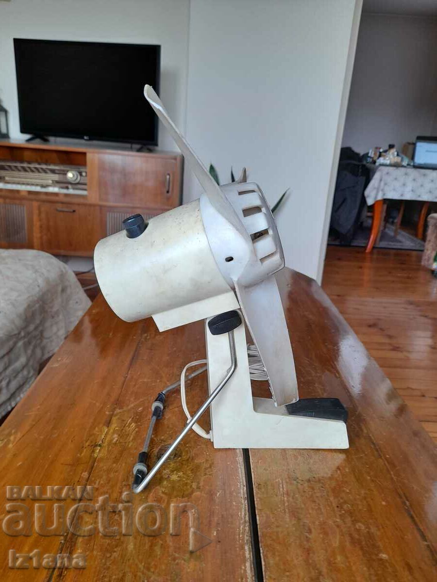 Old fan Orbit with price 42.00 BGN | € 21.47 Old fan Orbit with price 42.00 BGN | € 21.47