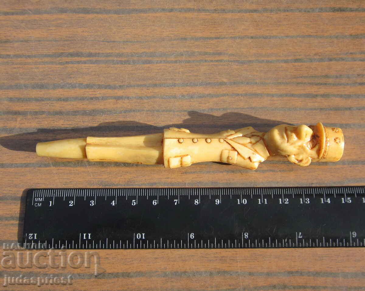 French military themed pen with General de Gaulle - 7 French military themed pen with General de Gaulle - 7