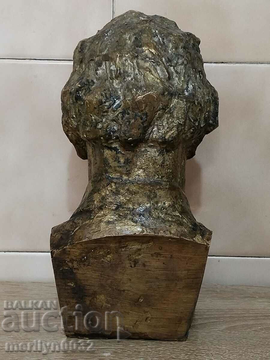 Доставка на Бронзов бюст на вожда Георги Димитров фигура статуетка Доставка на Бронзов бюст на вожда Георги Димитров фигура статуетка