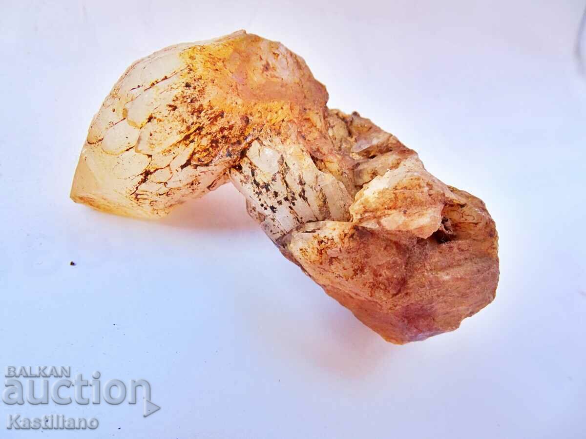 Auction Mineral - quartz Auction Mineral - quartz