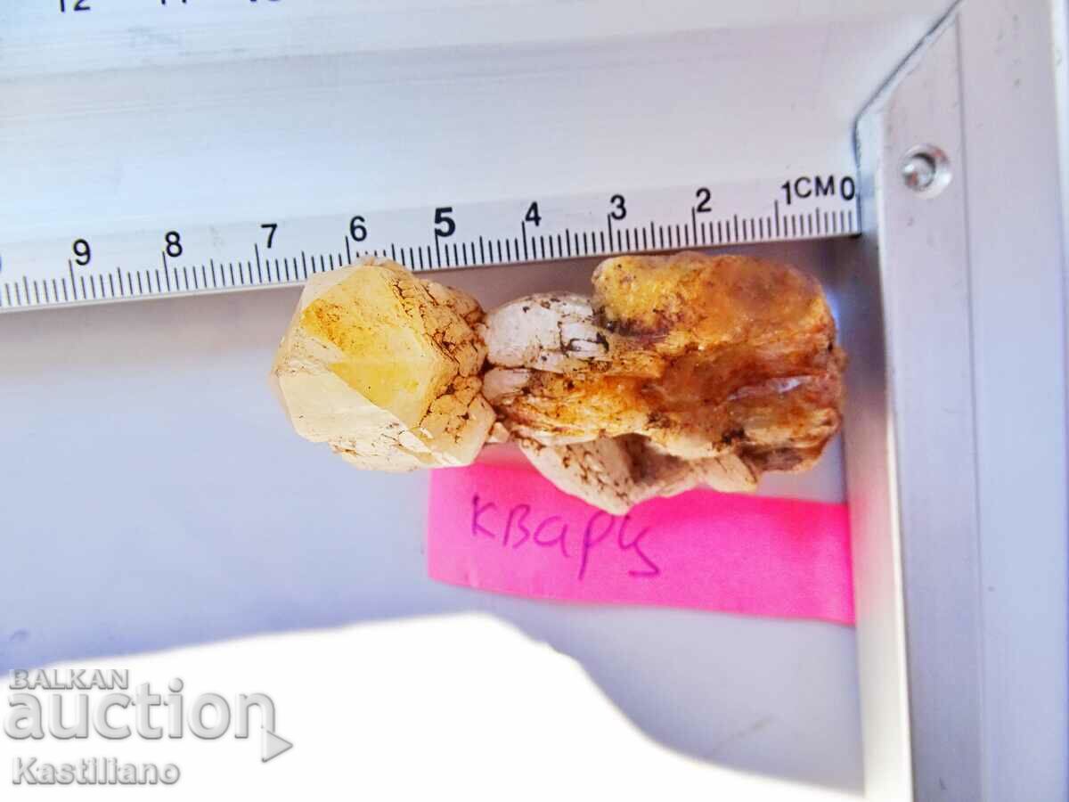 Mineral - quartz - 5 Mineral - quartz - 5