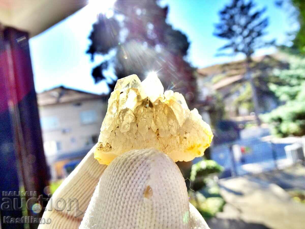 Auction  Mineral - quartz