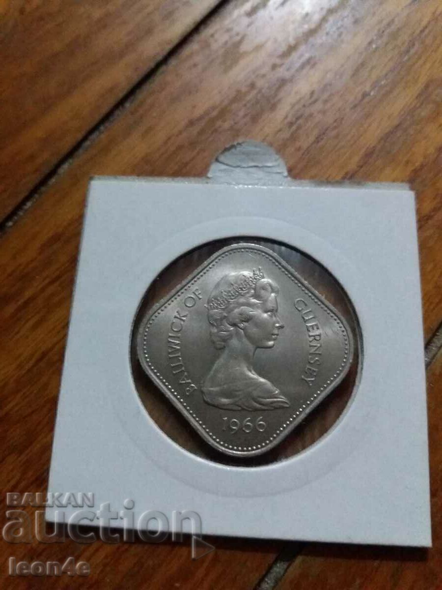 10 шилинга о-в Гърнси 1966 г.