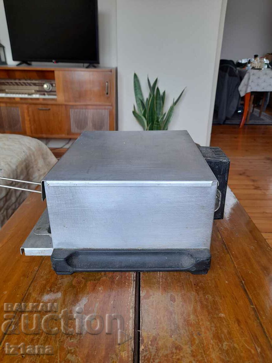 Delivery of Old sandwich grill Delivery of Old sandwich grill