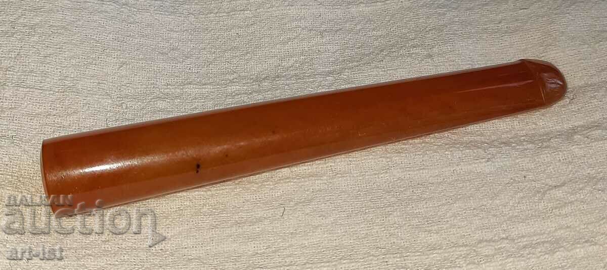 Vintage amber cigarette Vintage amber cigarette