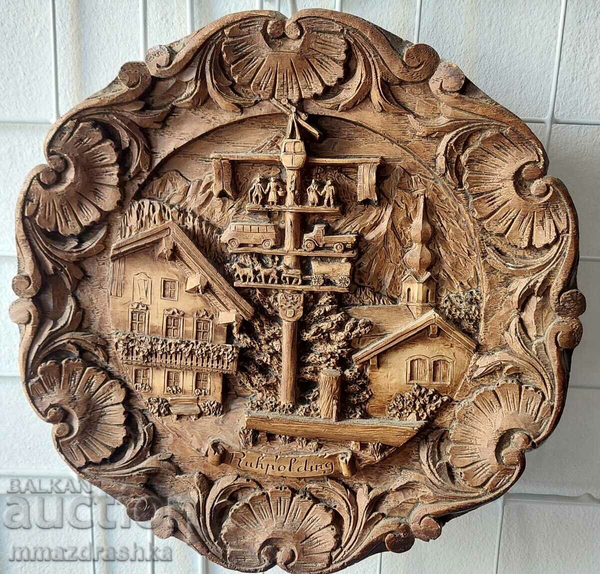 Wood carving 