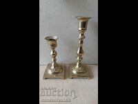 2 pieces of brass candlesticks