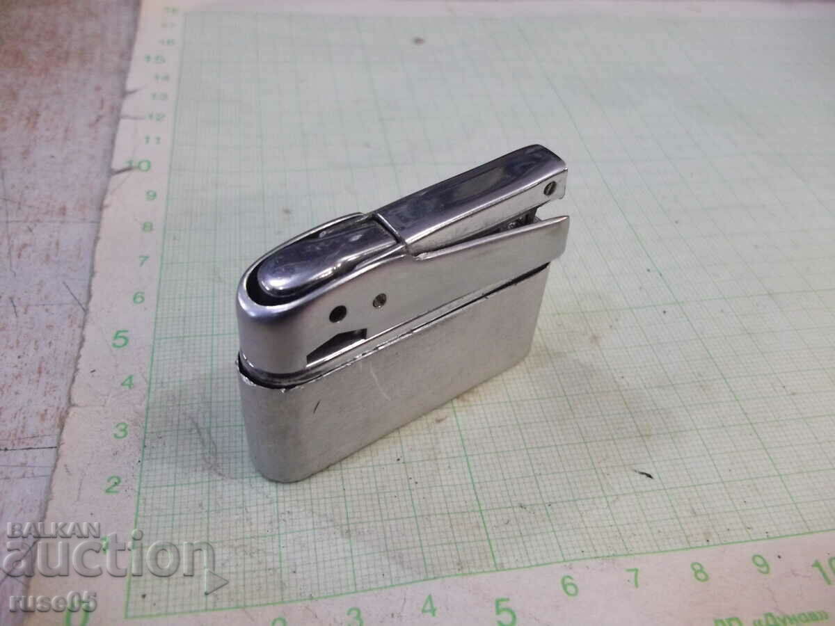 Gasoline lighter working - 6 with price 10.00 BGN | € 5.11