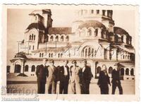 1933 SMALL OLD PHOTO OF SOFIA IN FRONT OF AL. NEVSKY D139