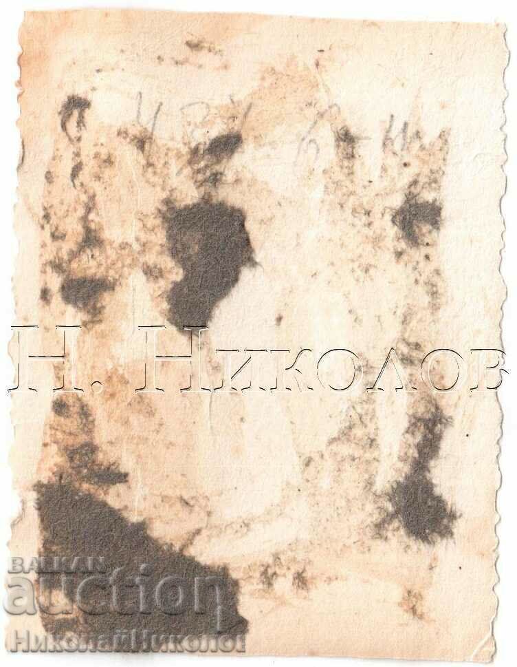 1947 ΜΙΚΡΗ ΠΑΛΙΑ ΦΩΤΟΓΡΑΦΙΑ ΣΟΦΙΑ ΠΕΡΠΑΤΕΙ ΣΤΟ ΠΡΟΒΑΤΟΛΑΝΤΡΟ D144 με τιμή € 1.50 | 2.93 BGN