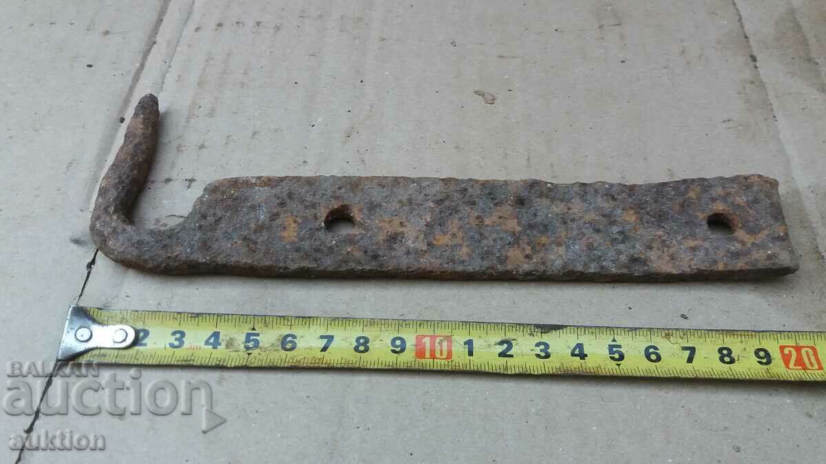 OLD FORGED LOCK - 7 OLD FORGED LOCK - 7