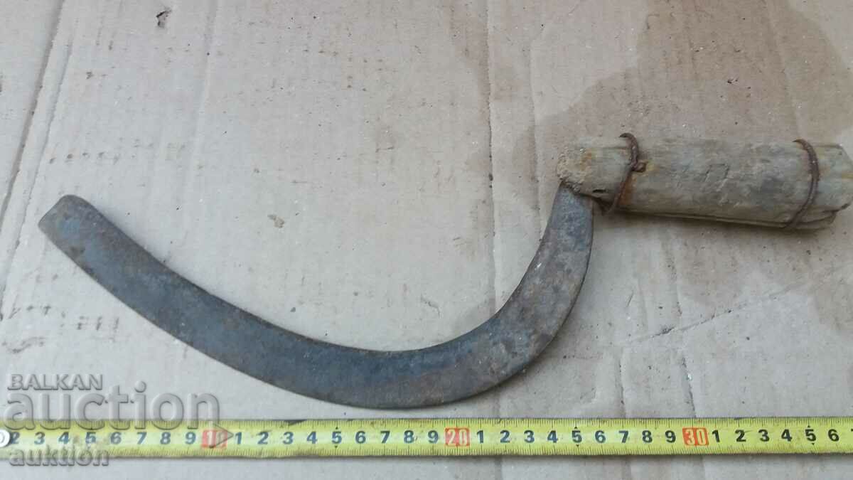OLD FORGED RENAISSANCE SICKLE - 7 OLD FORGED RENAISSANCE SICKLE - 7