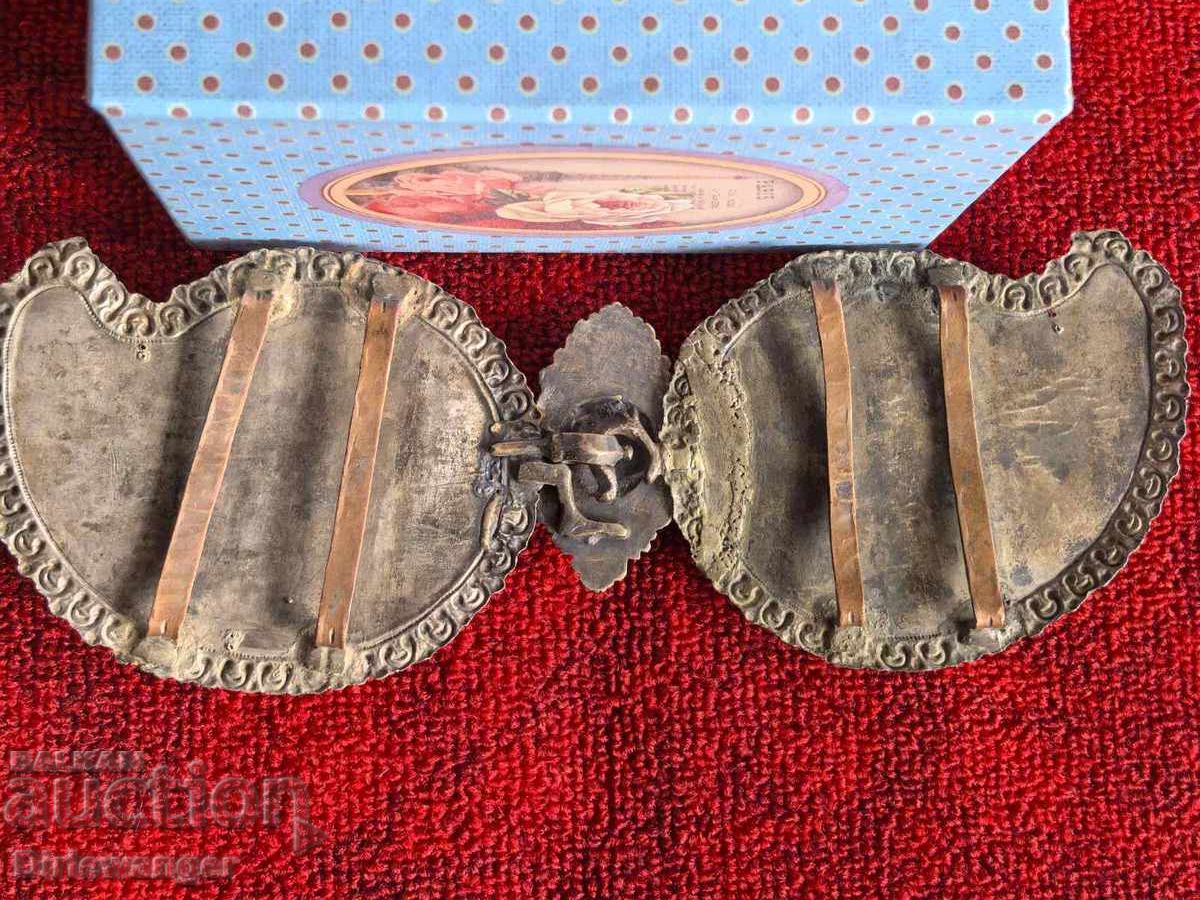 Delivery of Religious pafts Delivery of Religious pafts