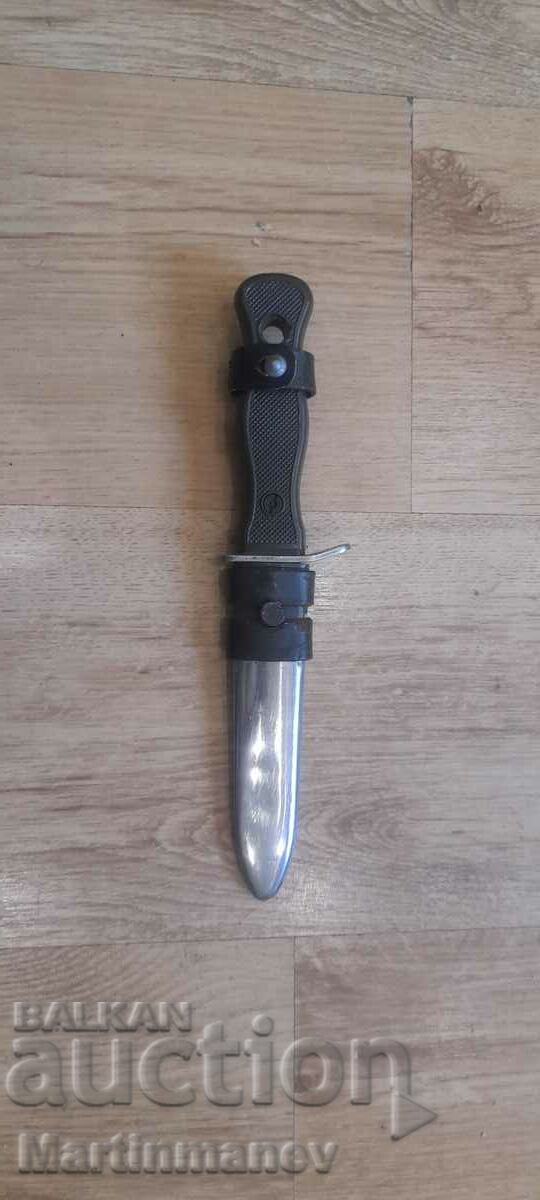 Blundesphera Knife