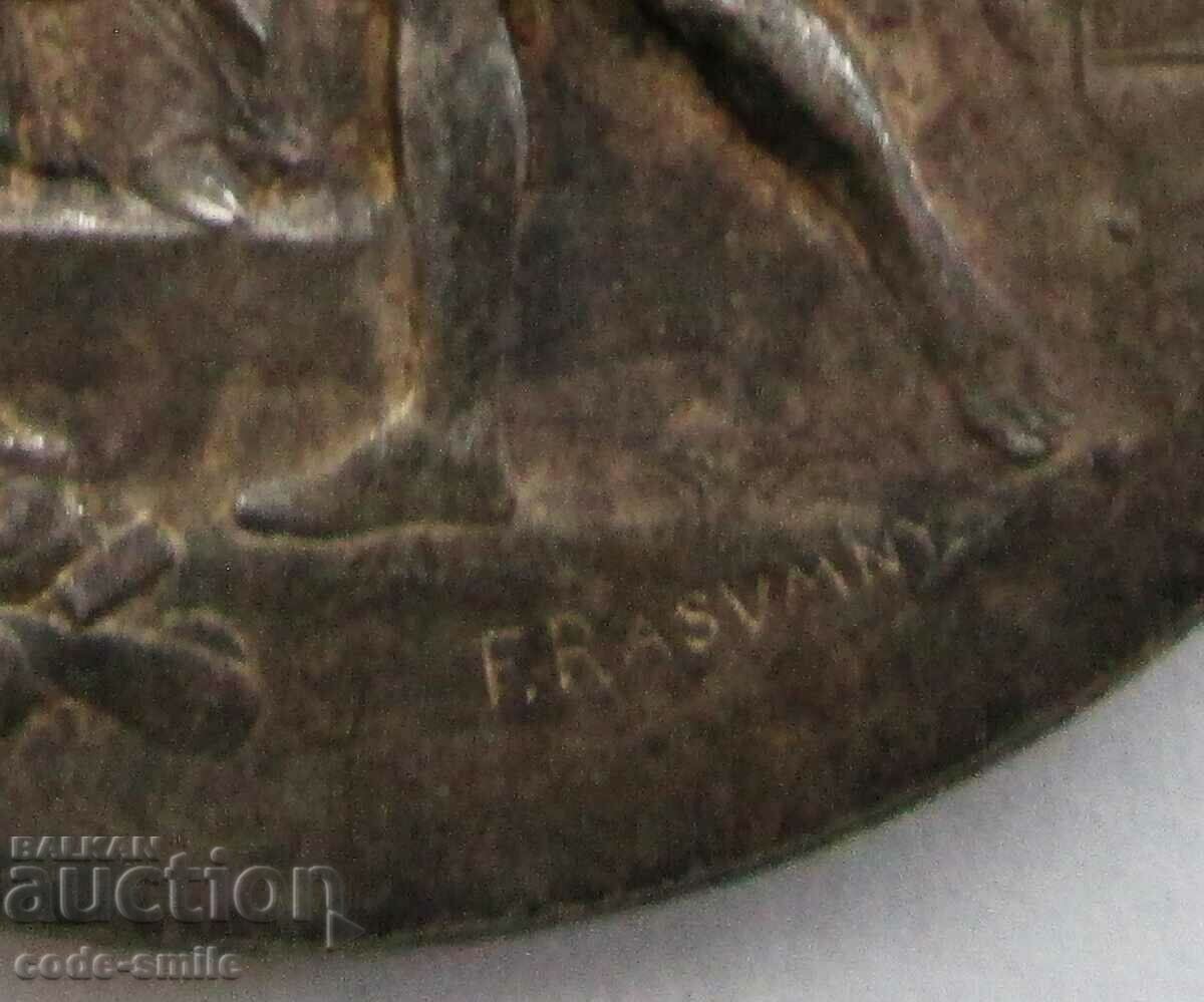 Delivery of Old sports art plaque of the sculptor Felix Rasumny 1869-1940 Delivery of Old sports art plaque of the sculptor Felix Rasumny 1869-1940