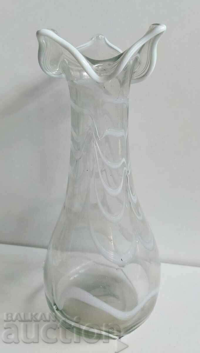 . BEAUTIFUL TOBACCO HEALTHY GLASS VASE TOBACCO GLASS