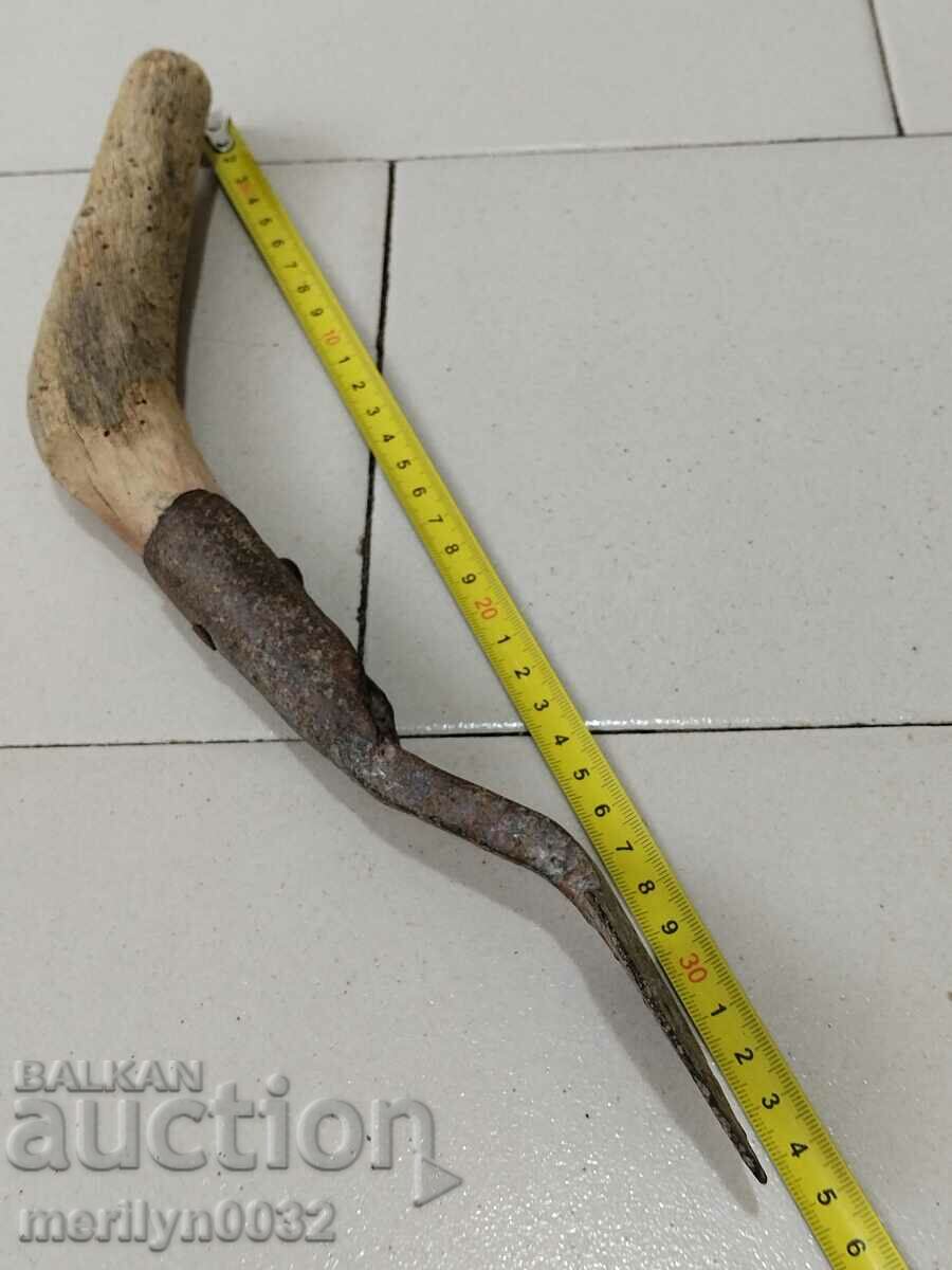 Old forged iron primitive - 5 Old forged iron primitive - 5