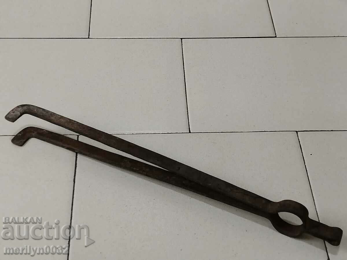 Old hand-forged dilaf, wrought iron, tongs with price 29.00 BGN | € 14.83 Old hand-forged dilaf, wrought iron, tongs with price 29.00 BGN | € 14.83