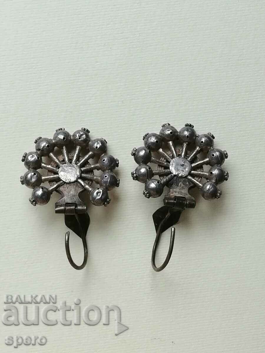 Παράδοση Αναγεννησιακά σκουλαρίκια - αρπαλιά Παράδοση Αναγεννησιακά σκουλαρίκια - αρπαλιά