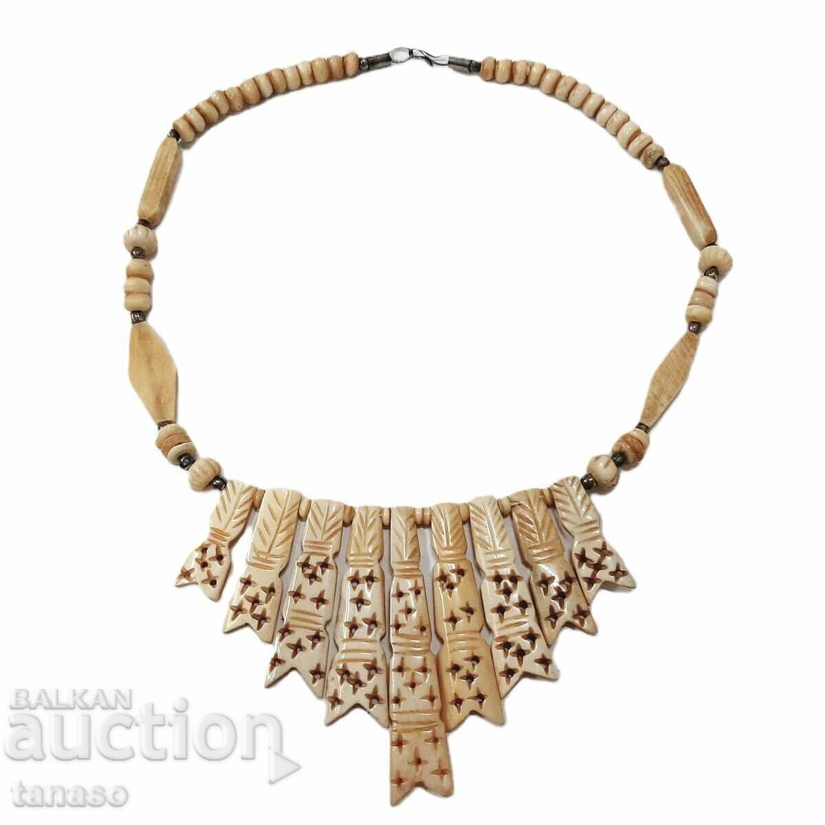 Старо колие, огърлица от слонова кост(12.2) с цена € 49.00 | 95.84 лв.