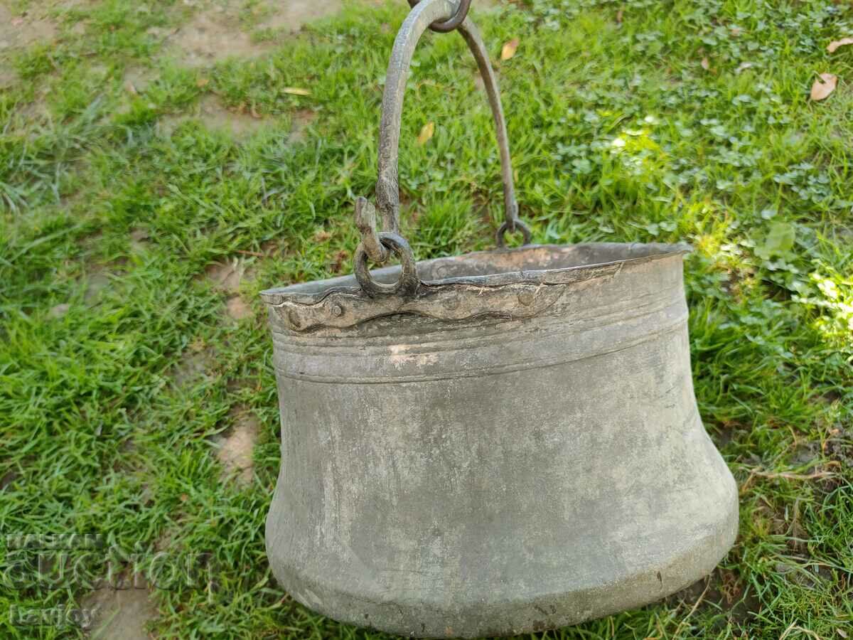 Old copper pot, tinned - 6 Old copper pot, tinned - 6