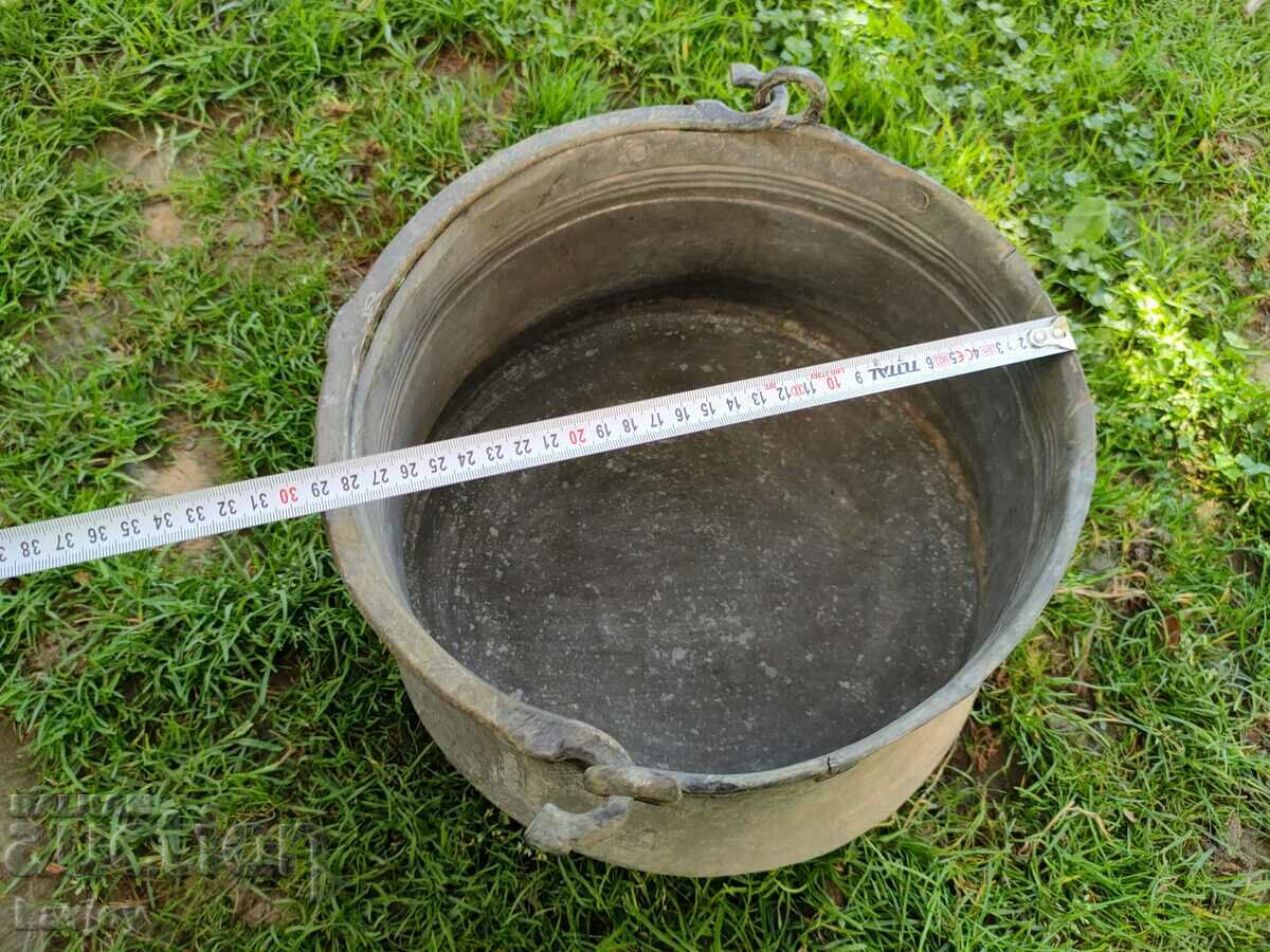 Old copper pot, tinned - 7 Old copper pot, tinned - 7