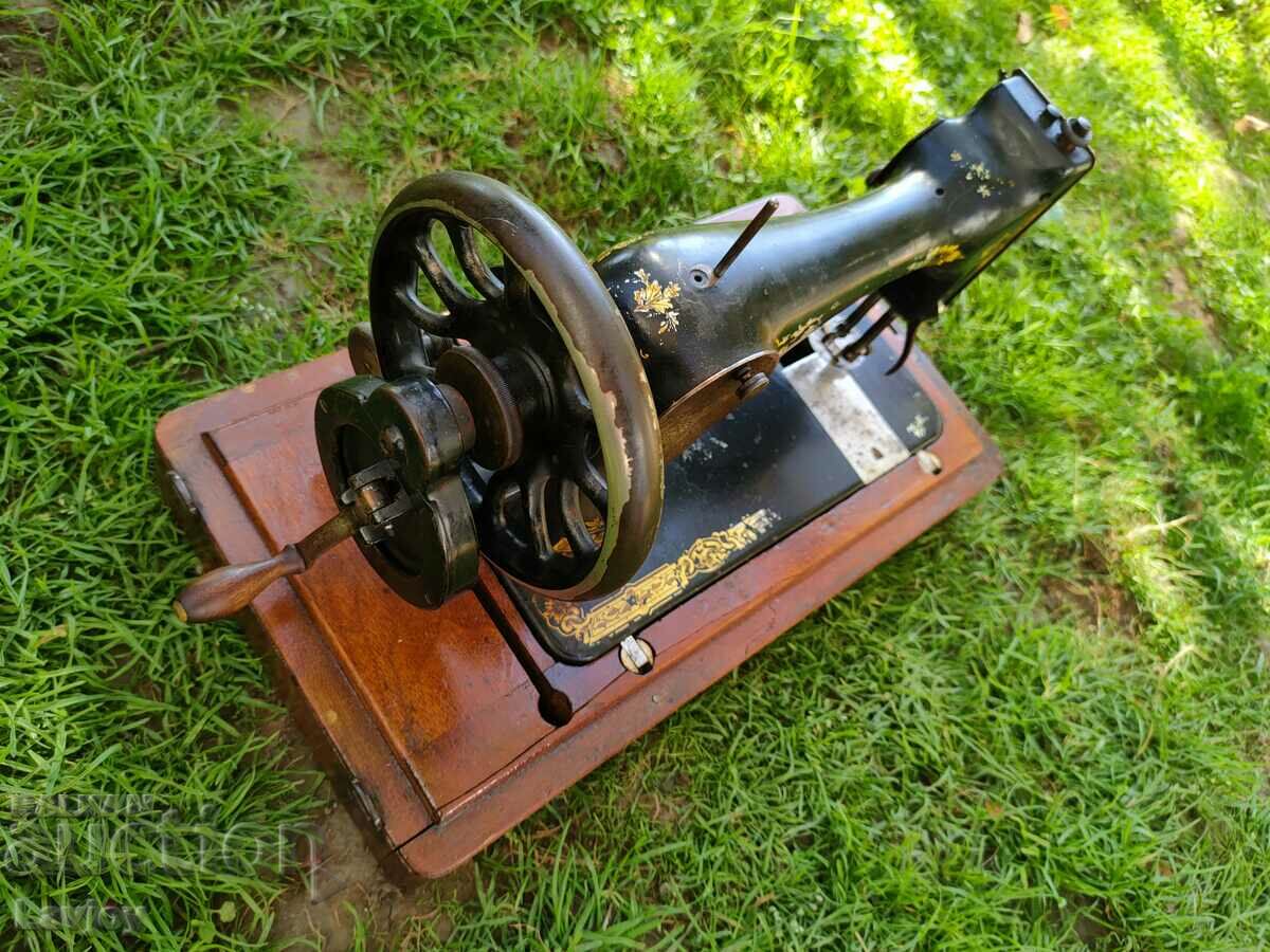 Singer Sewing Machine # - 6 Singer Sewing Machine # - 6