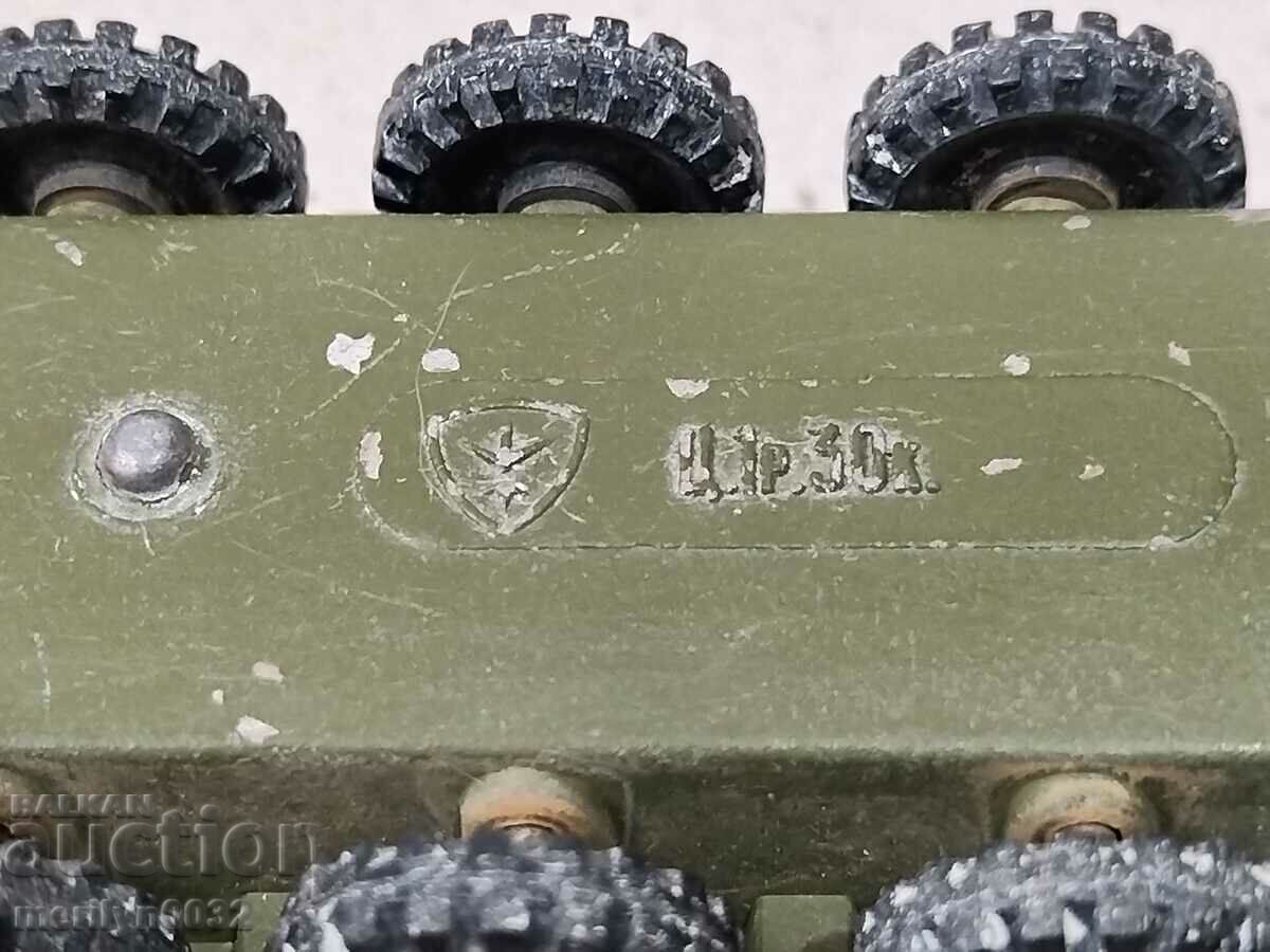 Παιδικό μεταλλικό παιχνίδι ρεζερβουάρ APC - 5 Παιδικό μεταλλικό παιχνίδι ρεζερβουάρ APC - 5