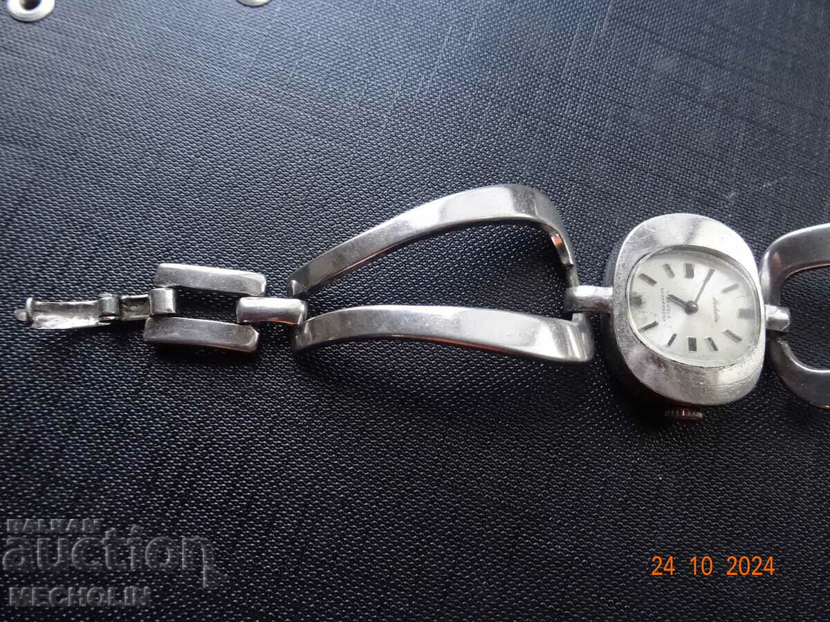 Аукцион ШВЕЙЦАРСКИ ЧАСОВНИК MEDALIA Аукцион ШВЕЙЦАРСКИ ЧАСОВНИК MEDALIA