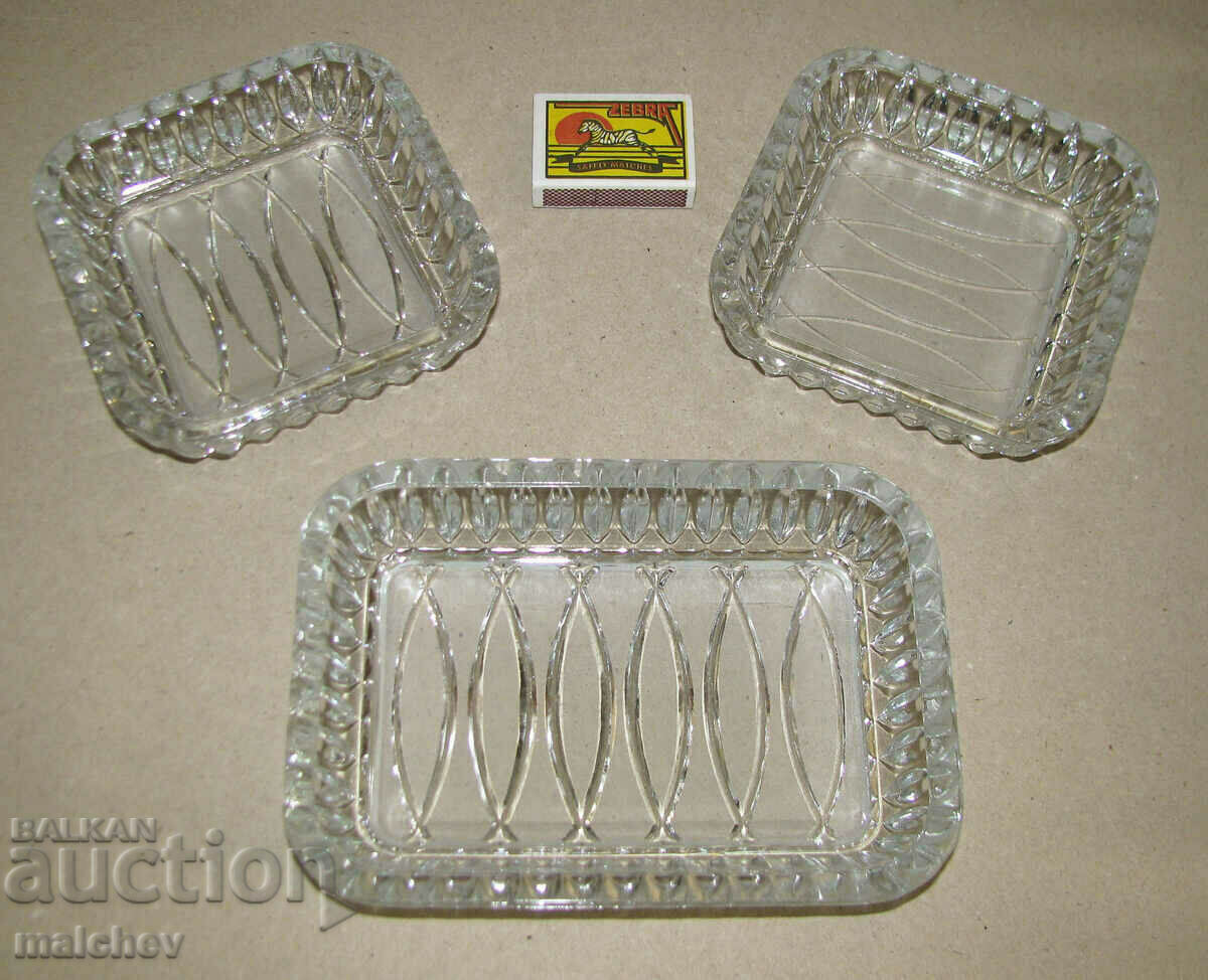 Lot de 3 coafuri de cristal farfurii boluri conservate