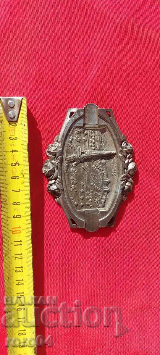 Livrarea SCRUMIERA - PARIS - FRANTA Livrarea SCRUMIERA - PARIS - FRANTA