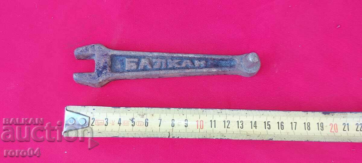 BALKAN - KEY - ZIP with price 13.50 BGN | € 6.90 BALKAN - KEY - ZIP with price 13.50 BGN | € 6.90