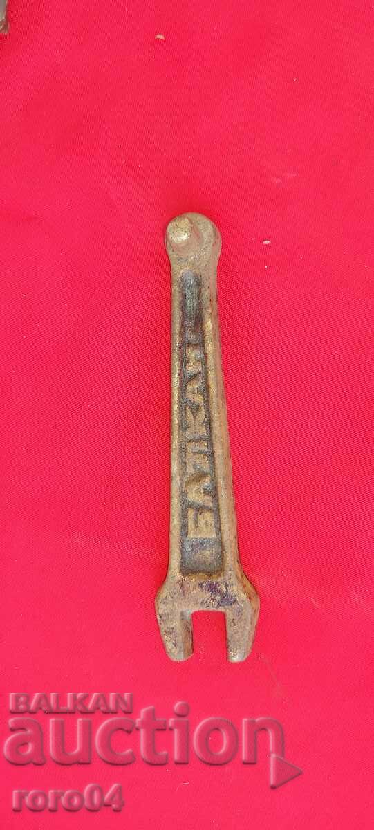 BALKAN - KEY - ZIP - 7 BALKAN - KEY - ZIP - 7