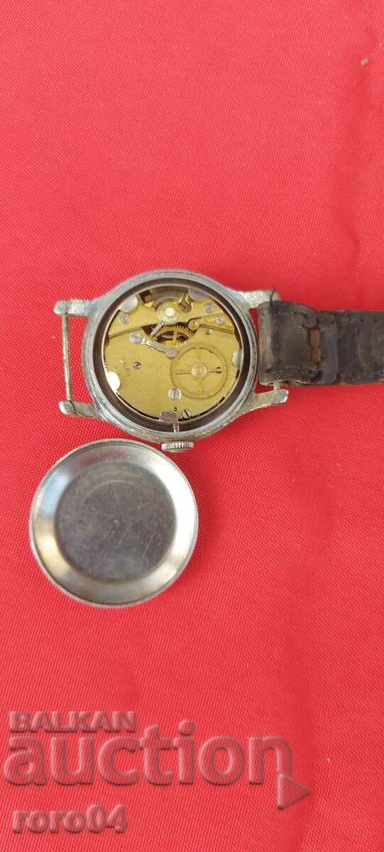 UMF RUHLA - YELLOW MECHANICS - 5 UMF RUHLA - YELLOW MECHANICS - 5