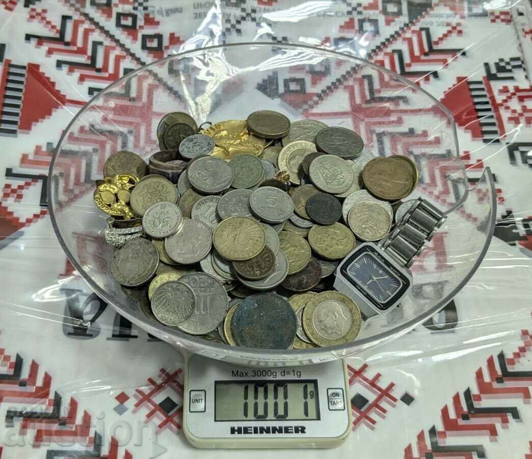 Monede Mondiale de 1 kg, ceas rusesc care nu funcționează și altele. BZC