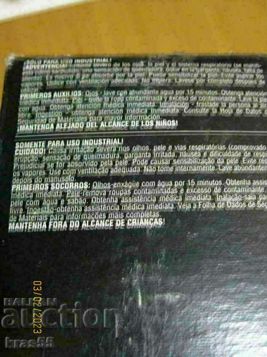 Delivery of Putty for underwater repair Delivery of Putty for underwater repair